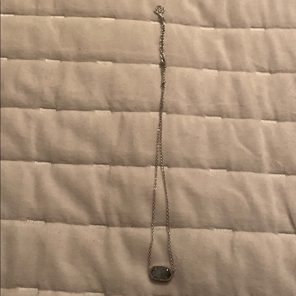 Kendra Scott necklace - Picture 1 of 3